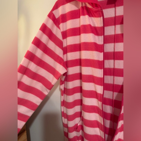 Torrid - Disney Cheshire Cat One Piece Sleeper - Picture 10 of 12